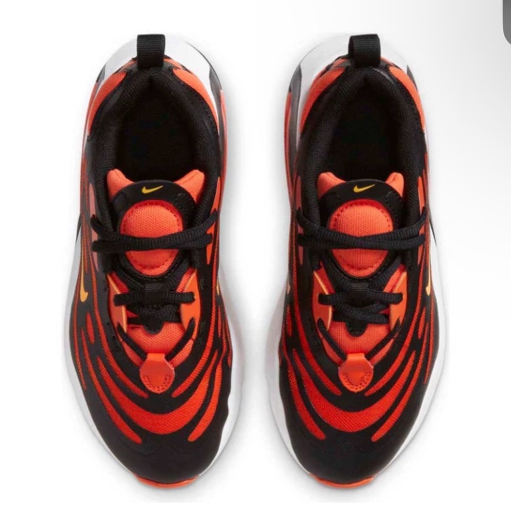 Nike Kids' Black and Orange Wave-Pattern Sneakers